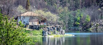 Mansion in Dão Valley by River Beach