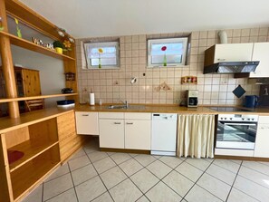Oven, stovetop, dishwasher, coffee/tea maker