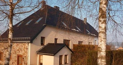 Maison élégante avec sauna