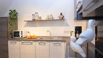 Frigorífic, forn, placa de cuina i rentaplats