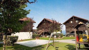 Children’s area - Apartment in Evian with Lake Geneva View (Bernex)