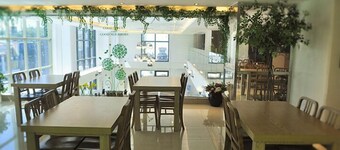 Rezion Tourist Hotel