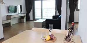 ジュニア スイート | リビング エリア | 薄型テレビ