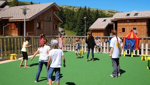 Children’s area - Spacious Alpine Chalet (Le Devoluy)