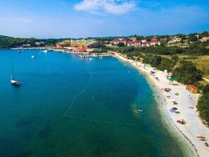 Beach nearby - Holiday Home in Banjole near the Beach (Banjole)