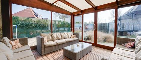 TV, fireplace, DVD player, table football