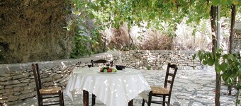 Villa in Crete with Private Pool & Views