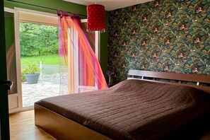 4 chambres, fer et planche Ă repasser, accĂšs Internet