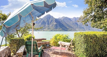 Hütte in Parole nahe Wald und See