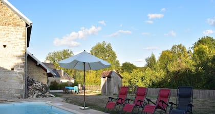 Villa with Spa & Pool