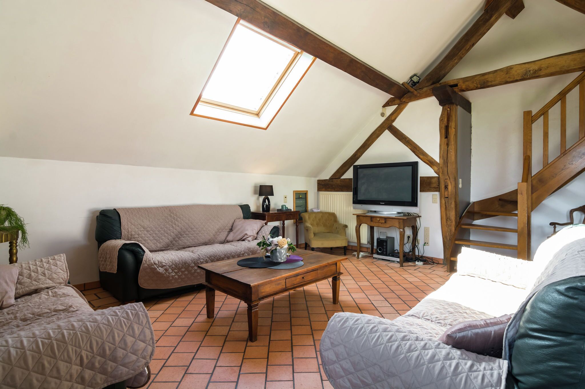 Fernseher, Stereoanlage