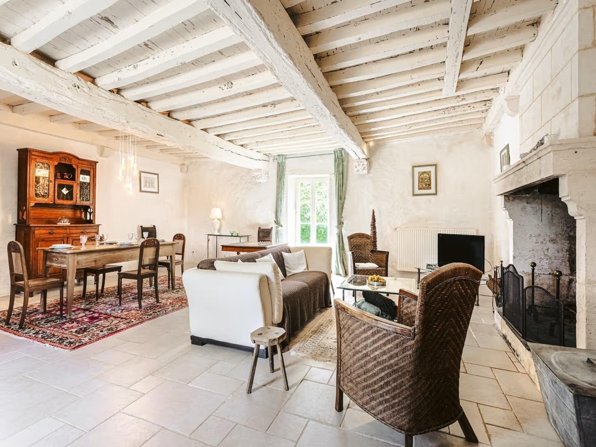 TV, fireplace, DVD player, table tennis