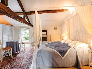 3 bedrooms, WiFi