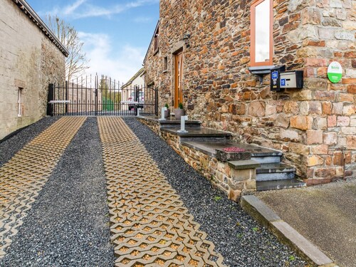 Miellyttävä talo erittäin kauniilla alueella