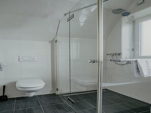 Bathtub - Apartment in Egmond with Stunning Sea Views (Egmond aan zee)