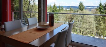 Ski & Hiking Forest Stay