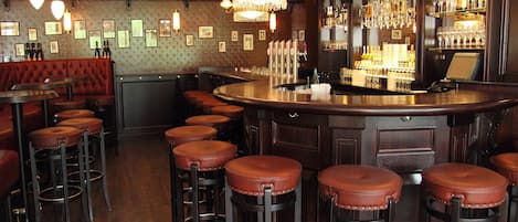 Bar (en la propiedad)