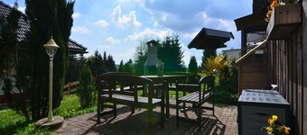 Retiro en el bosque con jardín