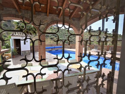 Villa Mariposa in Spain's Sunny Paradise