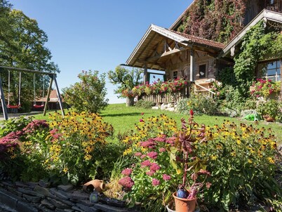 Alpiner Aufenthalt mit Balkon in Steingaden