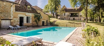Mansion in Sourzac with Private Pool