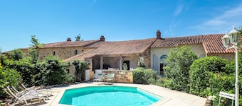 Holiday Home Saint-Laurent Pool & Garden