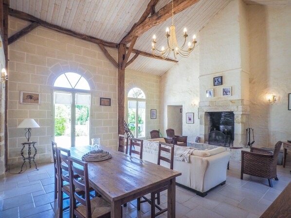 Dining - Holiday Home Saint-Laurent Pool & Garden (St. Laurent de la Salle)