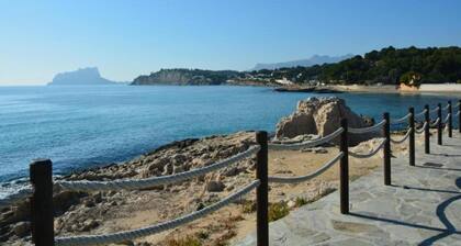 Sunny Coastal Stay in Zingst