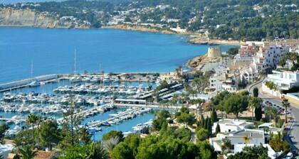 Sunny Coastal Stay in Zingst