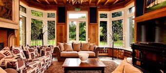 Domaine de luxe avec piscine et spa