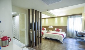 豪華家庭房 | 高級寢具、羽絨被、遮光布/窗簾、隔音