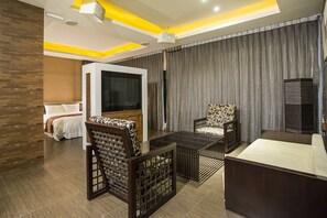 经典四人房, 2 张大床, 按摩浴缸 | 高档床上用品、羽绒被、迷你吧、特色装修