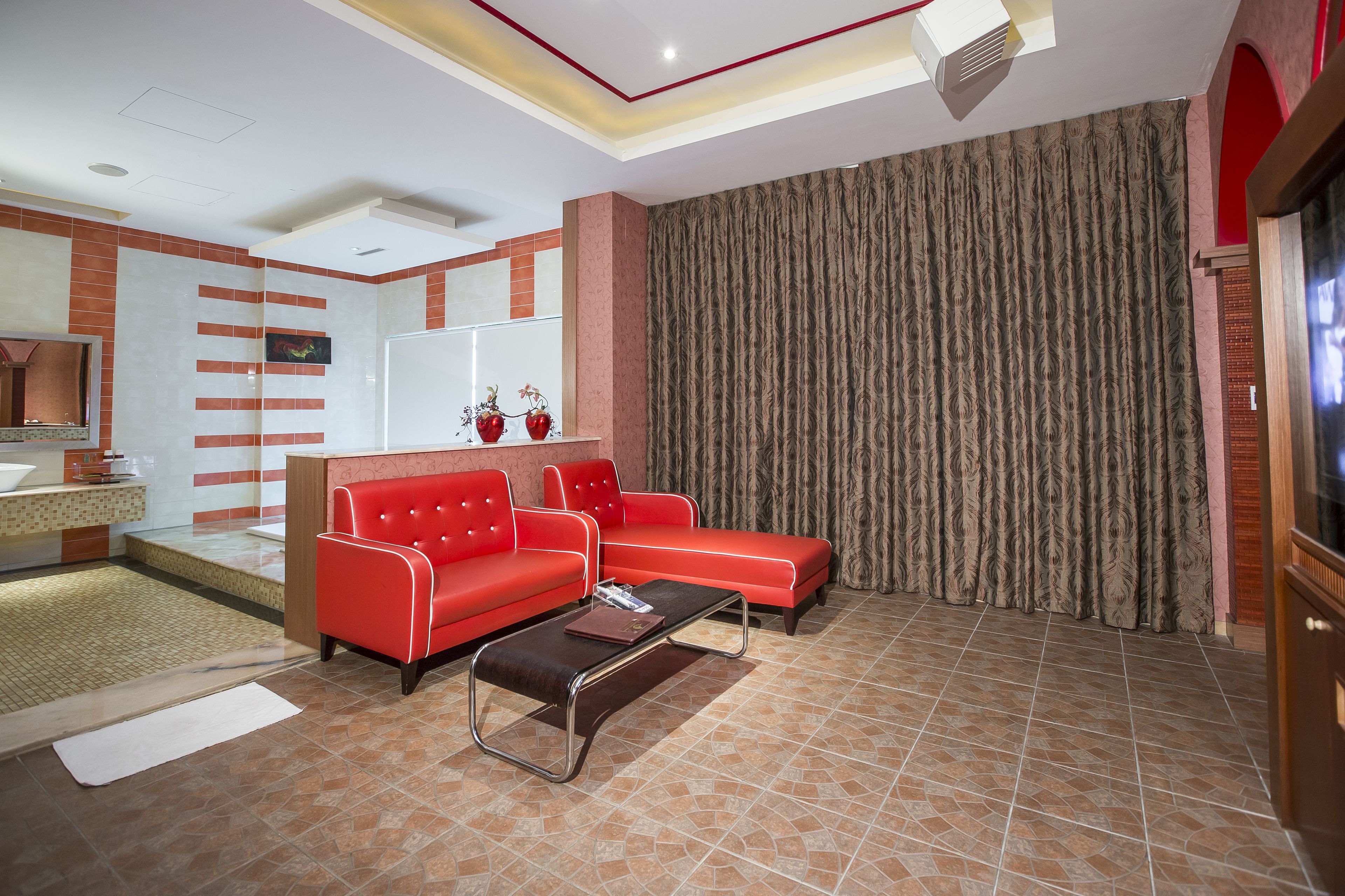 Luxury Double Room, 1 King Bed, Jetted Tub | Premium bedding, down comforters, minibar, individually decorated