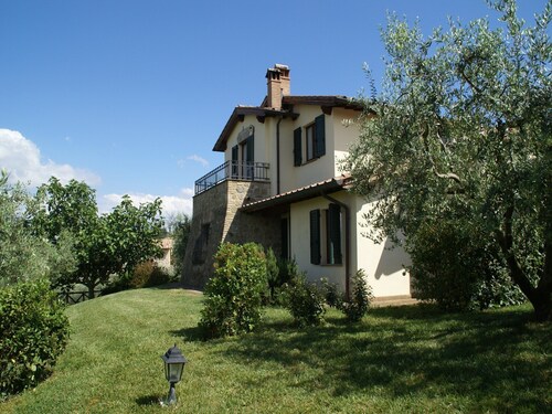 Holiday Home in Bettona with Pool & Near Assisi