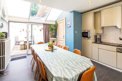 Spacious holiday home in Bruges