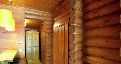 Chalet in der Nהhe der Skipisten in Wצrgl