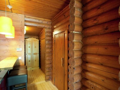 Chalet near Ski slopes in Worgl