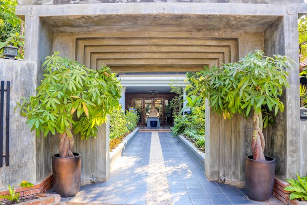 Entrada de la propiedad