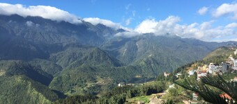 Sapa Hills Hotel