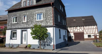 Spacious holiday home between Mosel and Hunsrück