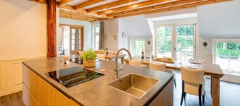 Spacious Farmhouse with Sauna, hottub