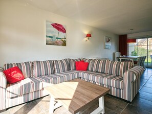 TV - Seaside Living with Parking (Berck-Sur-Mer)