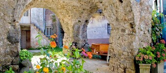 Apartment in Rio near Roman Bridge