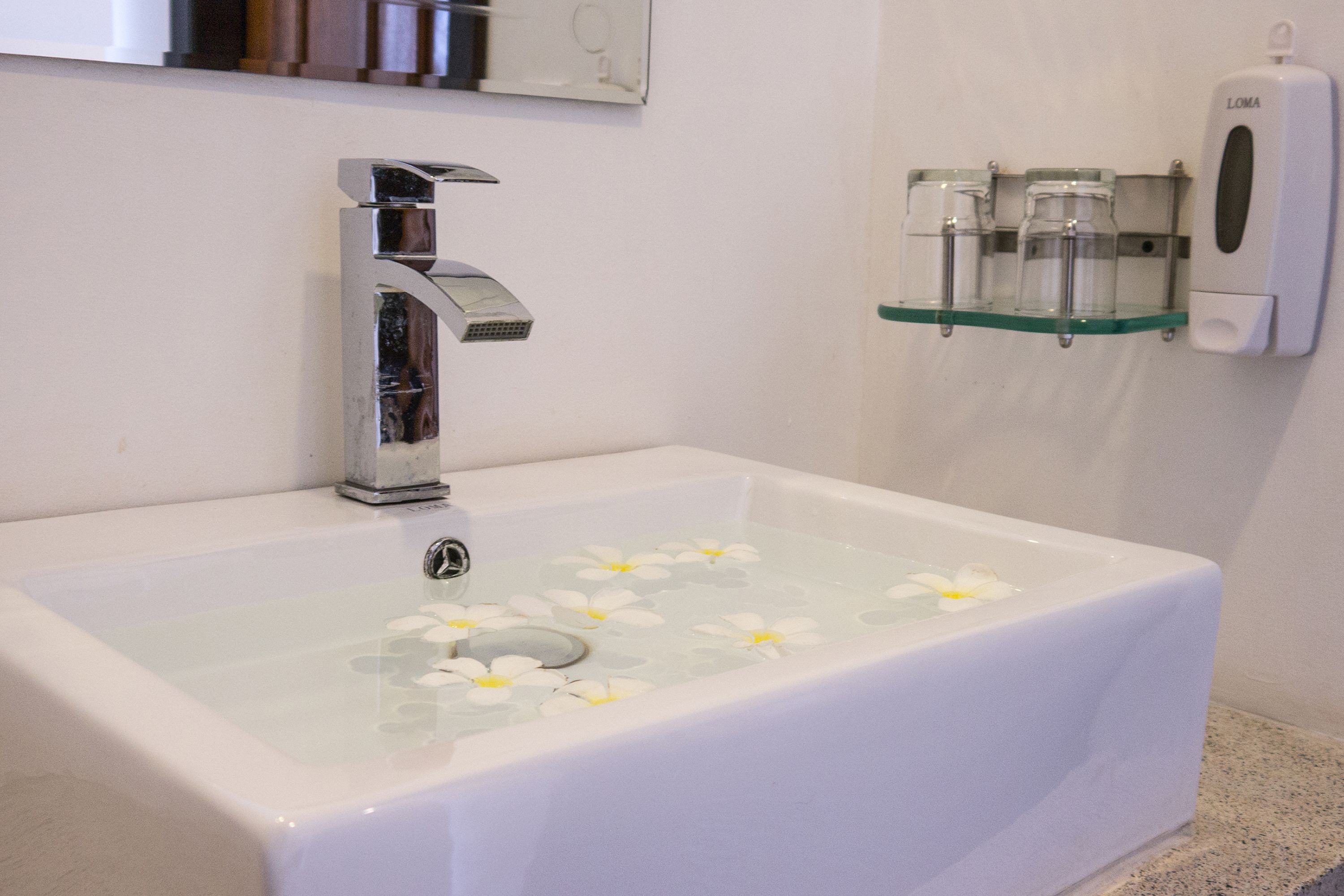 shower, free toiletries, hair dryer, dressing gowns