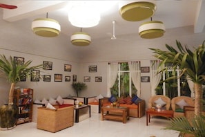 Lobby sitting area - Hak Boutique Hotel & Resort (Siem Reap)