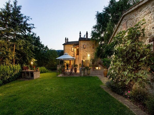 Property grounds - Belvilla by OYO Regina (Umbertide)