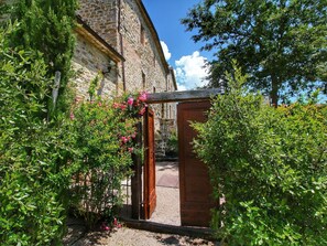 Property grounds - Belvilla by OYO Regina (Umbertide)