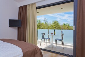 4 bedrooms, WiFi - Villa in Novigrad with Pool & Rooftop Terrace (Novigrad)