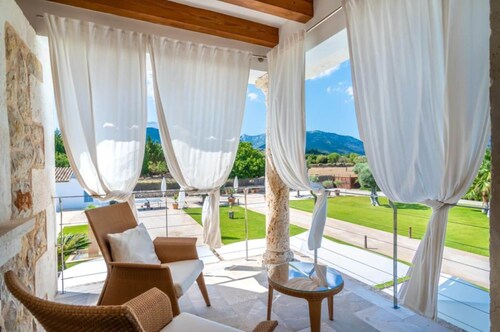 Villa in Mallorca with Event Space & Chill Out