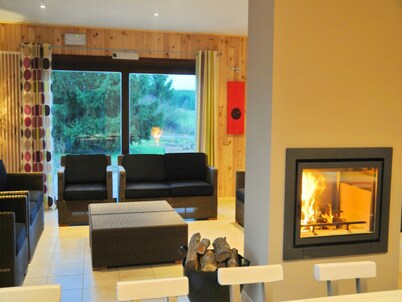 Holiday Home in Houyet with Private Sauna